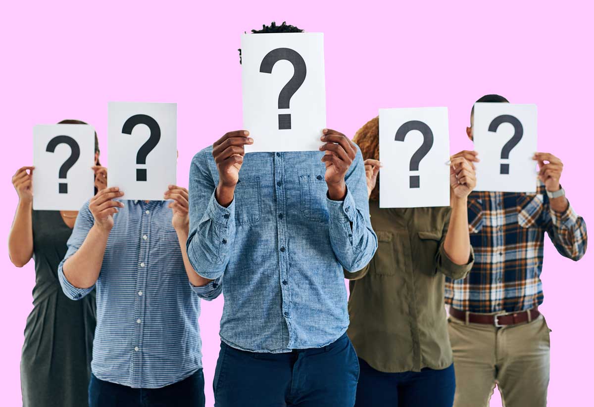 FAQ-image Team with ? boards over their faces